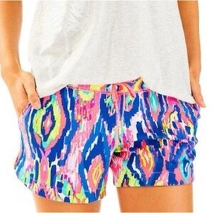 Lilly Pulitzer Luxletic Britton Ikat Multi Luminescent Shorts Size S EUC